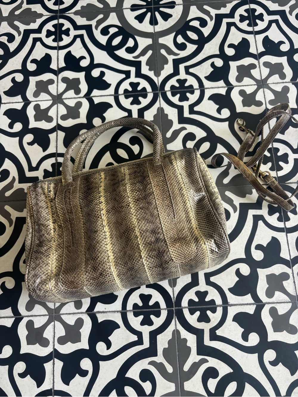 Genuine snakeskin Handbag - Neutral